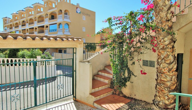 Resale - Semi-Detached - Villamartín