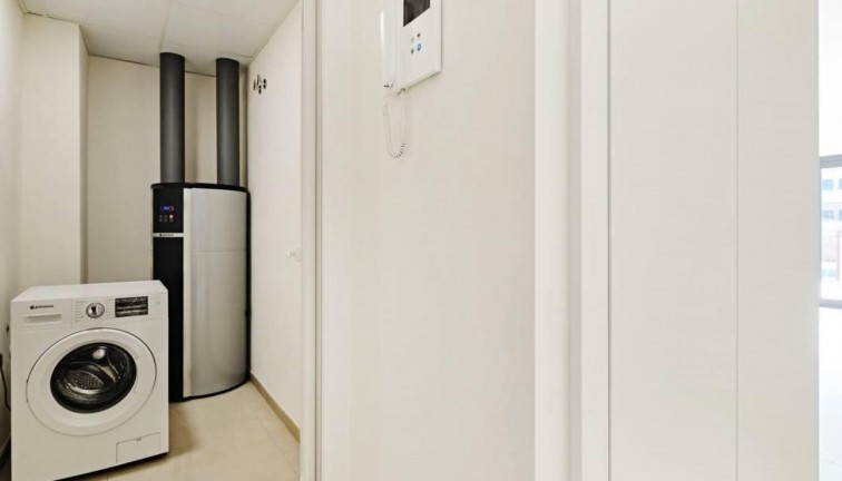 Jälleenmyynti - Asunto - Torrevieja - La veleta