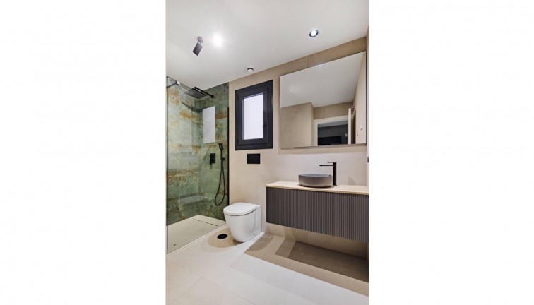 Jälleenmyynti - Asunto - Torrevieja - La veleta