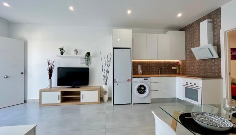 Jälleenmyynti - Paritalo/Rivitalo - Torrevieja - San Luis