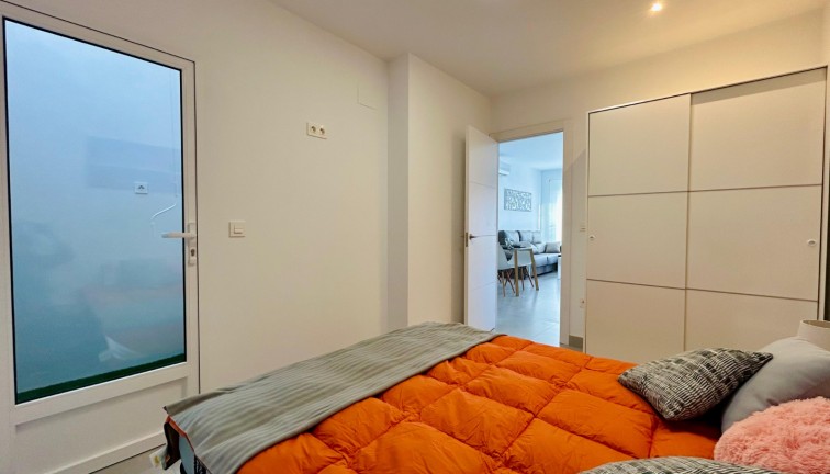 Jälleenmyynti - Paritalo/Rivitalo - Torrevieja - San Luis