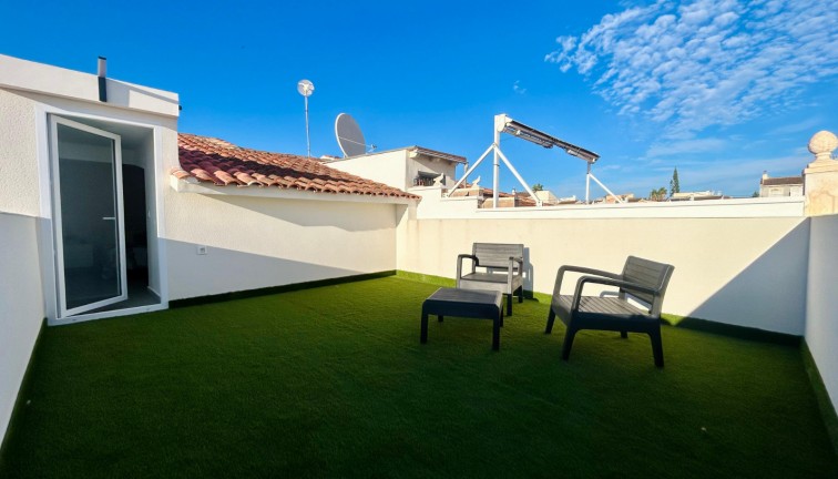 Jälleenmyynti - Paritalo/Rivitalo - Torrevieja - San Luis