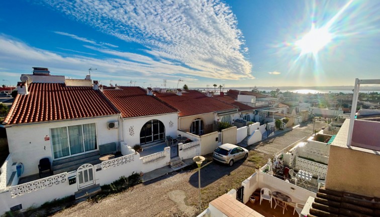 Jälleenmyynti - Paritalo/Rivitalo - Torrevieja - San Luis
