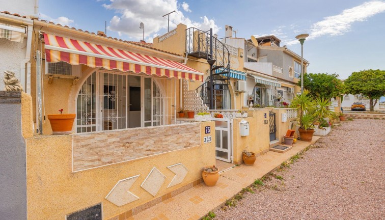 Resale - Semi-Detached - Torrevieja