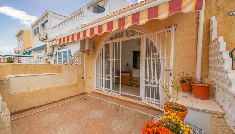 Resale - Semi-Detached - Torrevieja