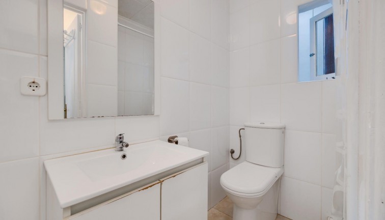 Resale - Semi-Detached - Torrevieja