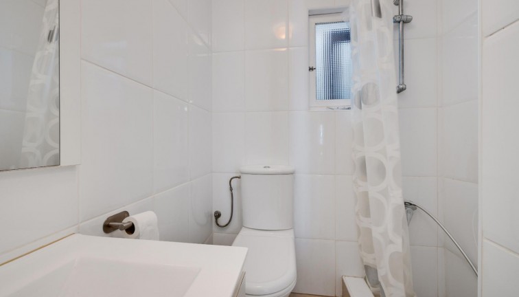 Resale - Semi-Detached - Torrevieja