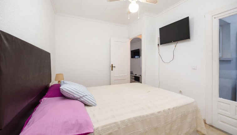 Resale - Semi-Detached - Torrevieja