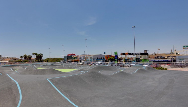 Resale - Semi-Detached - Torrevieja