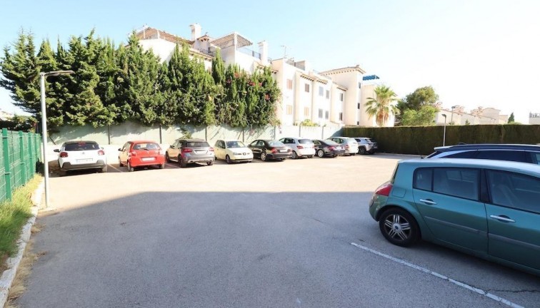 Jälleenmyynti - Liiketila - Orihuela Costa - La Zenia