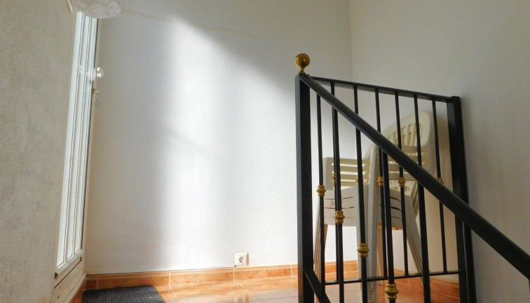 Long Term Rental - Semi-Detached - Torremendo