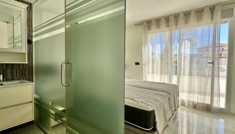 Återförsäljning - Fristående hus - Orihuela Costa