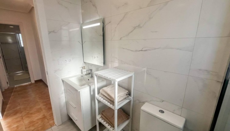 Jälleenmyynti - Asunto - Torrevieja - Punta Prima