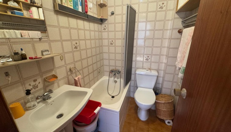 Jälleenmyynti - Bungalow - Torrevieja - Torretas