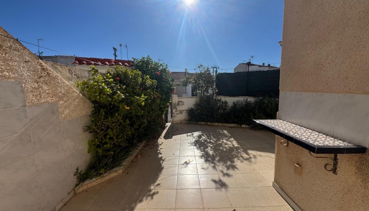 Jälleenmyynti - Bungalow - Torrevieja - Torretas