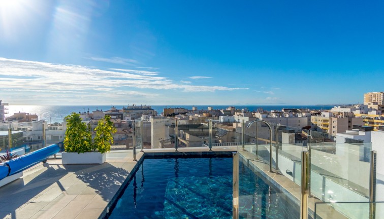 Jälleenmyynti - Asunto - Torrevieja