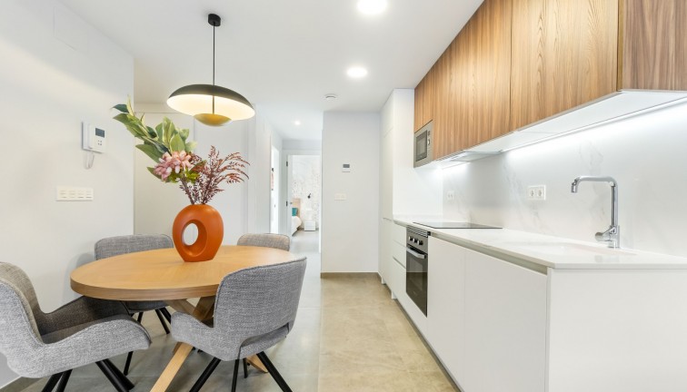 Jälleenmyynti - Asunto - Torrevieja