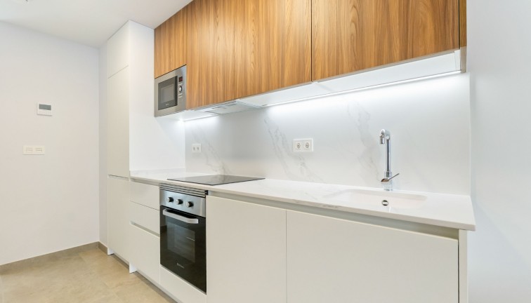 Jälleenmyynti - Asunto - Torrevieja