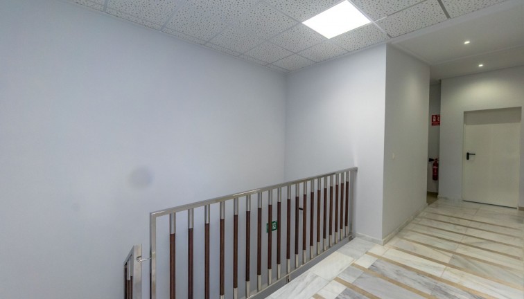 Jälleenmyynti - Asunto - Torrevieja