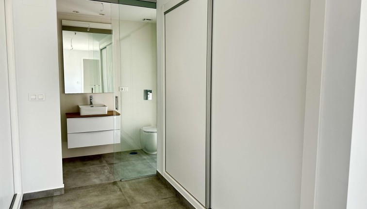 Uudistuotanto - Erillistalo - Algorfa - La Finca Golf