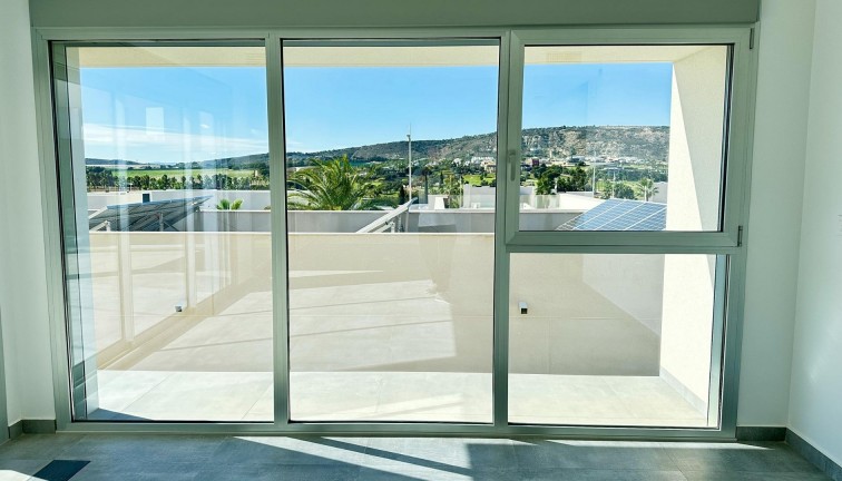 Uudistuotanto - Erillistalo - Algorfa - La Finca Golf