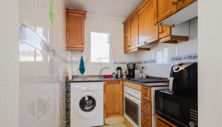 Jälleenmyynti - Bungalow - Torrevieja