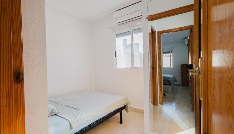 Jälleenmyynti - Bungalow - Torrevieja