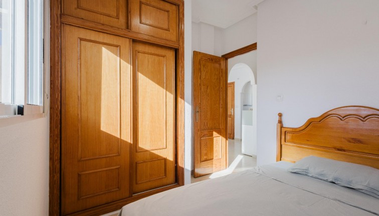 Jälleenmyynti - Bungalow - Torrevieja