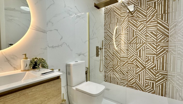 Jälleenmyynti - Asunto - Orihuela - Playa Flamenca