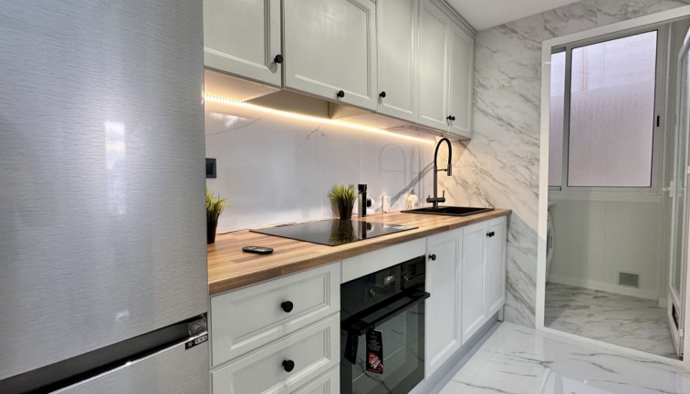 Jälleenmyynti - Asunto - Orihuela - Playa Flamenca