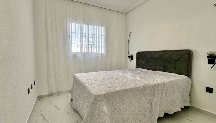 Jälleenmyynti - Asunto - Orihuela - Playa Flamenca