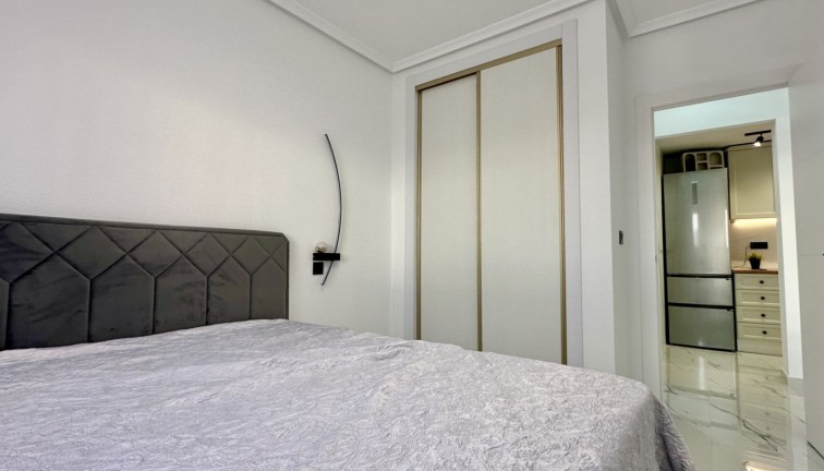 Jälleenmyynti - Asunto - Orihuela - Playa Flamenca