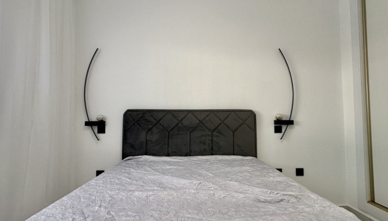 Jälleenmyynti - Asunto - Orihuela - Playa Flamenca