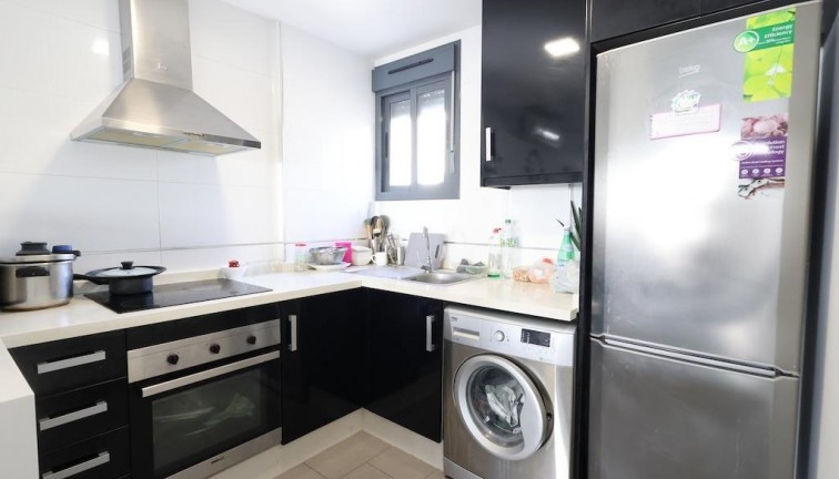 Jälleenmyynti - Bungalow - Orihuela Costa - La Zenia