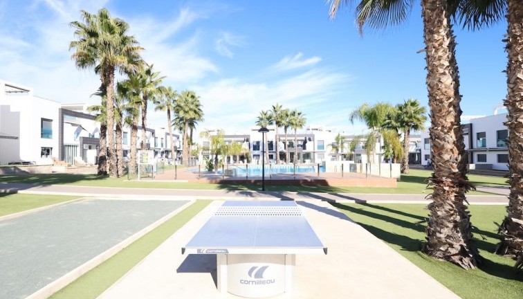 Jälleenmyynti - Bungalow - Orihuela Costa - La Zenia