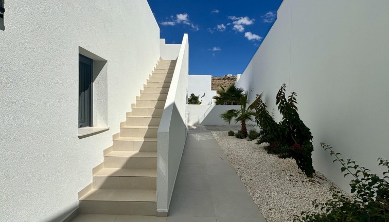 Uudistuotanto - Erillistalo - Rojales - Atalaya Park