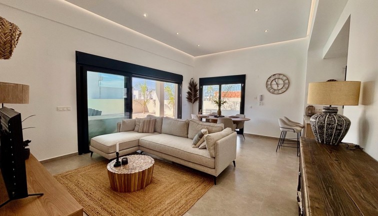 Uudistuotanto - Erillistalo - Rojales - Atalaya Park