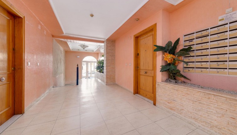 Jälleenmyynti - Asunto - Torrevieja - Playa del Cura