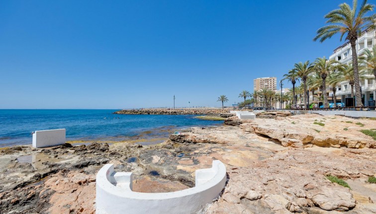 Jälleenmyynti - Asunto - Torrevieja - Playa del Cura