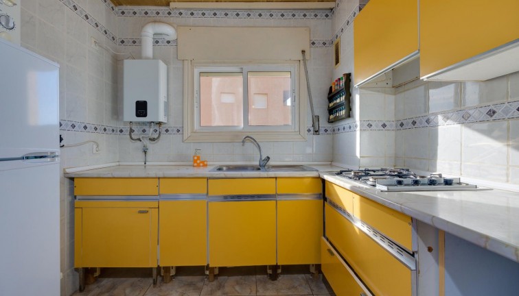 Reventa - Apartamento / piso - Guardamar del Segura