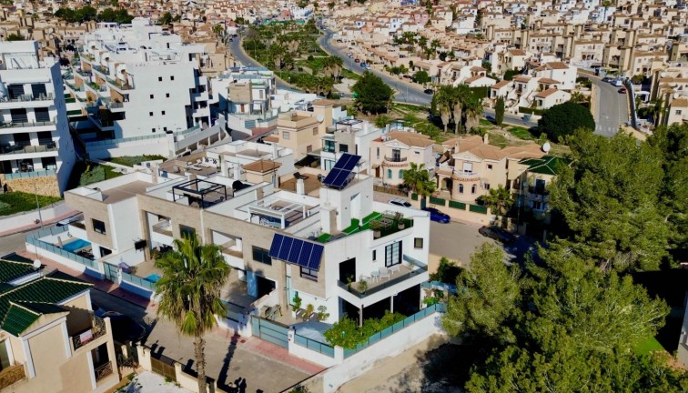 Jälleenmyynti - Erillistalo - Orihuela Costa - Villamartín