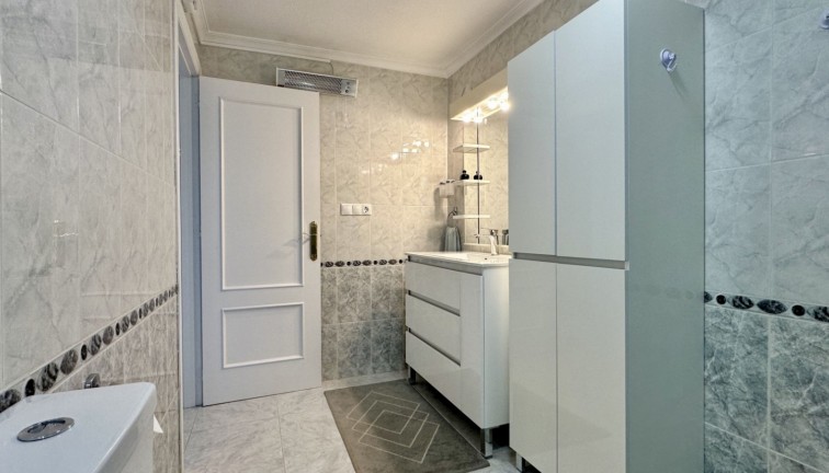 Jälleenmyynti - Asunto - Orihuela - Playa Flamenca