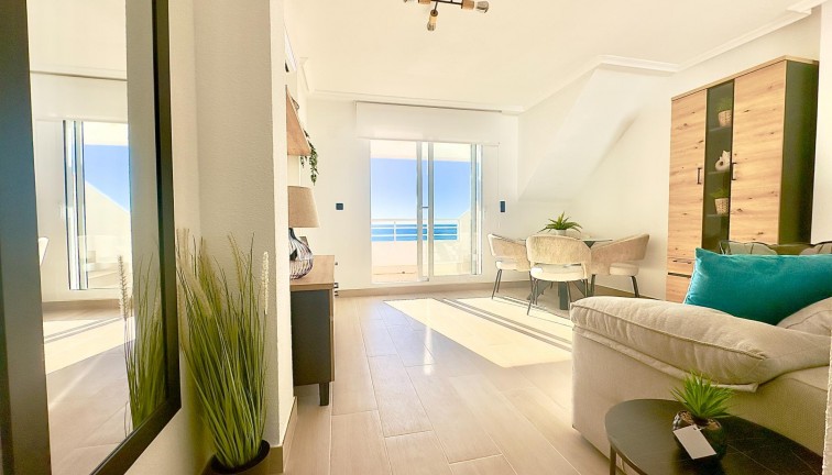 Jälleenmyynti - Asunto - Torrevieja - Cabo cervera