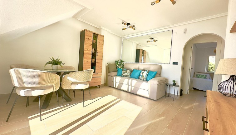 Jälleenmyynti - Asunto - Torrevieja - Cabo cervera