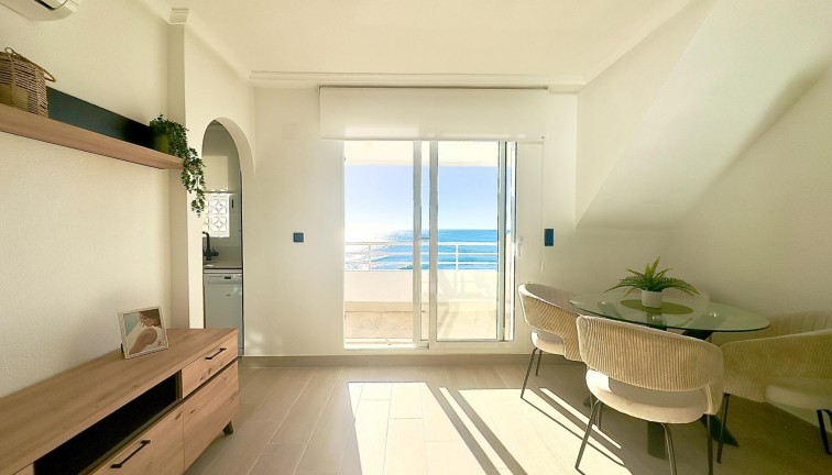 Jälleenmyynti - Asunto - Torrevieja - Cabo cervera