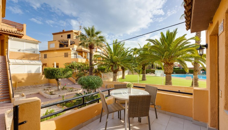 Jälleenmyynti - Yksiö - Torrevieja - Torreblanca