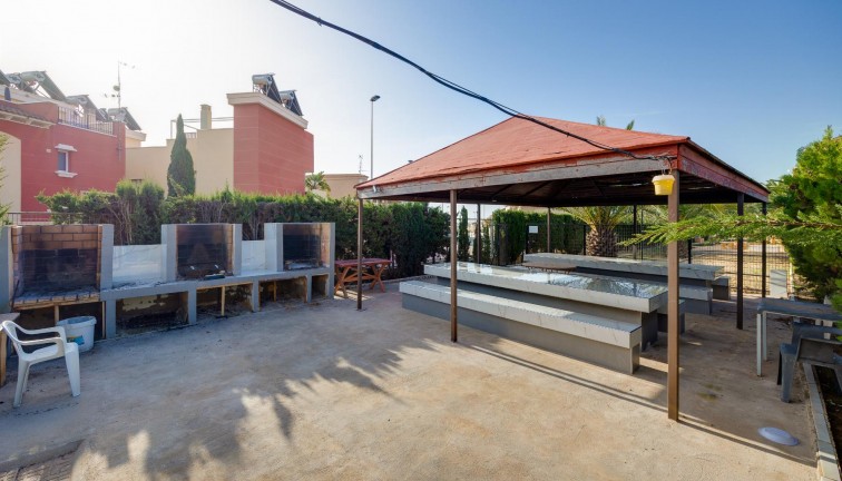 Jälleenmyynti - Yksiö - Torrevieja - Torreblanca