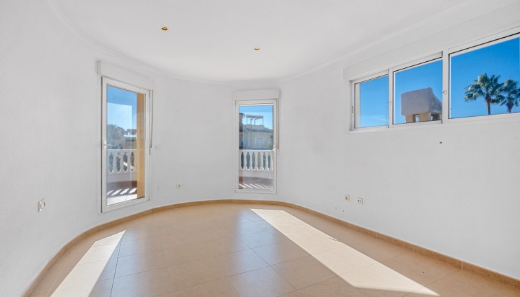 Jälleenmyynti - Erillistalo - Rojales