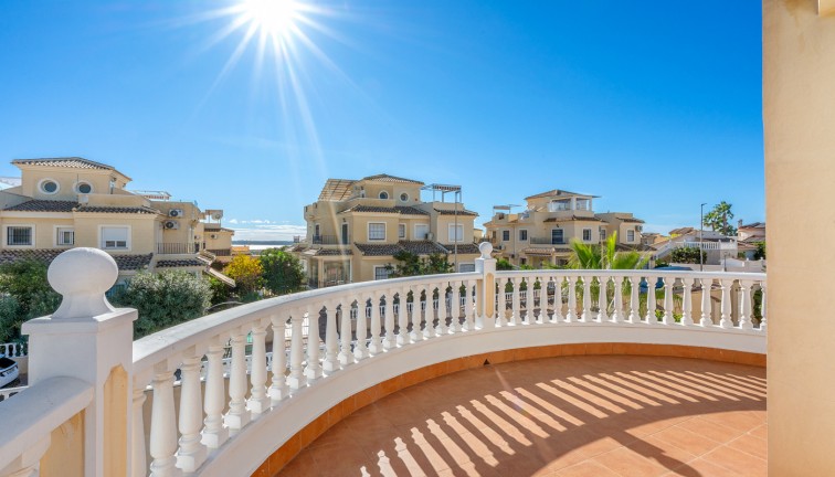 Jälleenmyynti - Erillistalo - Rojales