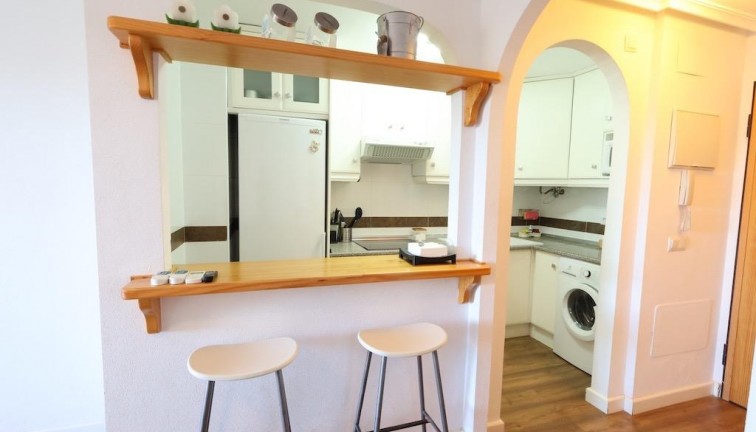 Jälleenmyynti - Asunto - Ylimmän kerroksen asunto - Pilar de la Horadada - Pueblo Latino